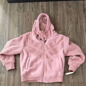 NWT UGG Koolaburra jacket size large